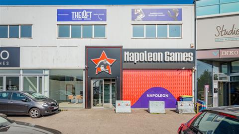 Commercial Sale 1600 Sint-Pieters-Leeuw Bergensesteenweg 388 