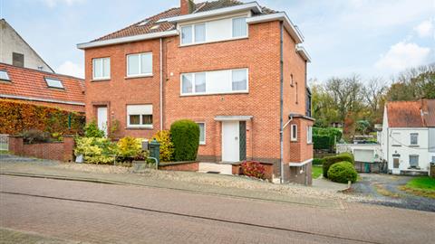 Opbrengsteigendom Te koop 1640 Sint-Genesius-Rode Dragonderstraat  5 